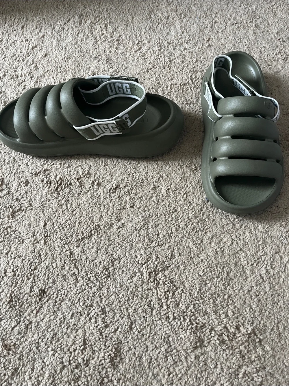 UGG Sport Yeah | Olive Green Platform Slide Sandals | Women’s Size 7 Never Worn